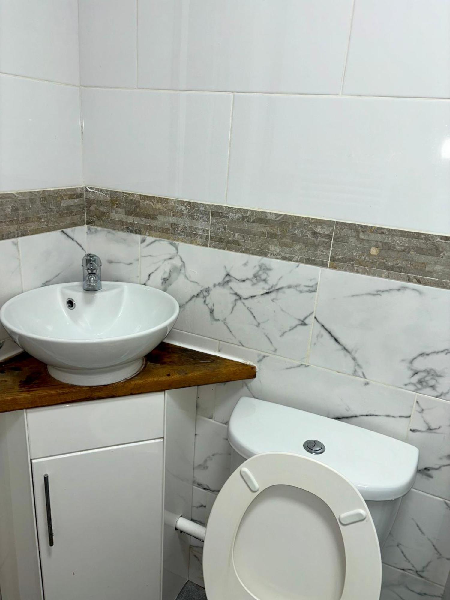 Hotel Stainless Guests House Dudley Esterno foto