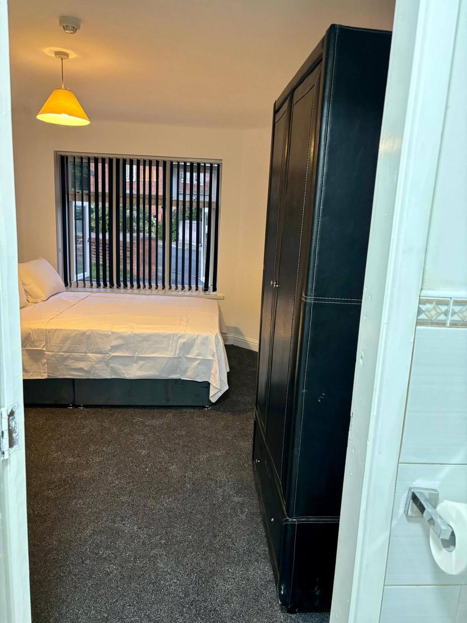 Hotel Stainless Guests House Dudley Esterno foto