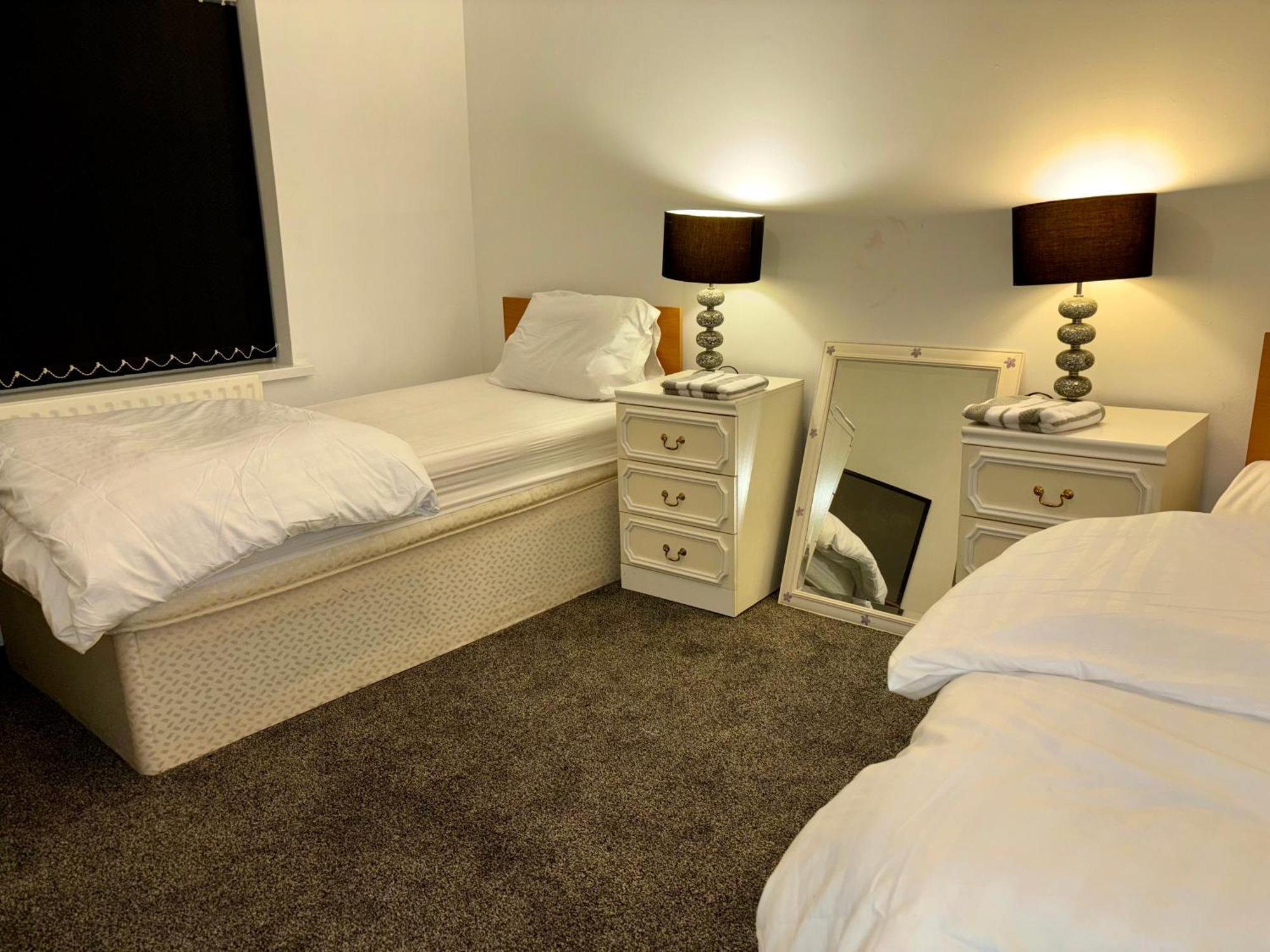 Hotel Stainless Guests House Dudley Esterno foto
